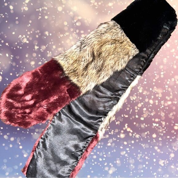 Faux fur tri colored wrap scarf! Nwot - Picture 5 of 5